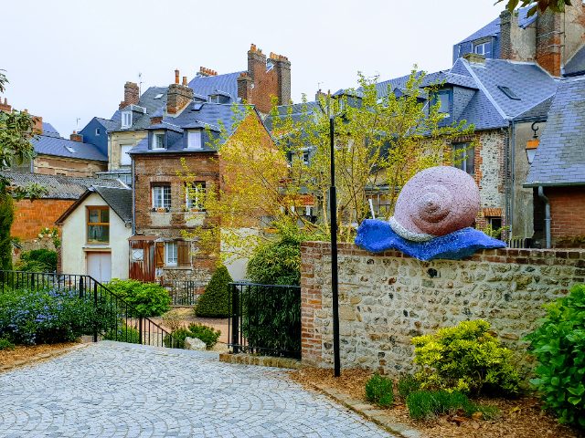 The Jardin du Tripot - Honfleur | Secret World Trip Planner
