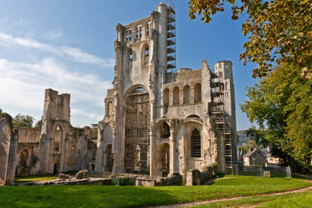 Jumièges Abbey — Jumièges