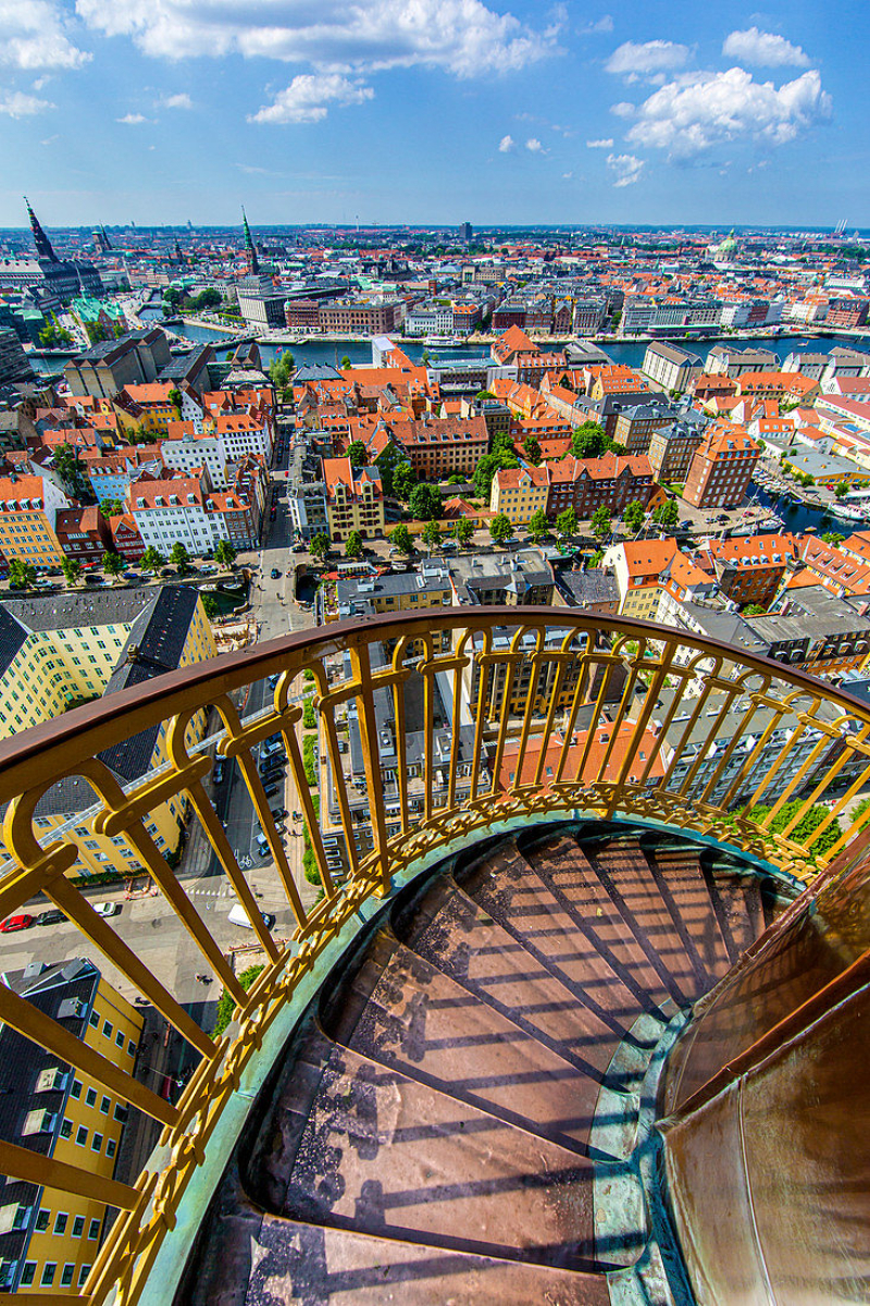 Chiesa di Nostro Salvatore e la scala a chiocciola - København | Secret World Trip Planner