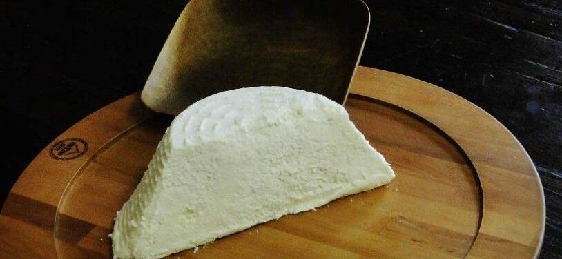 Salignön: the creamy and spicy ricotta cheese - Aosta | Secret World Trip Planner