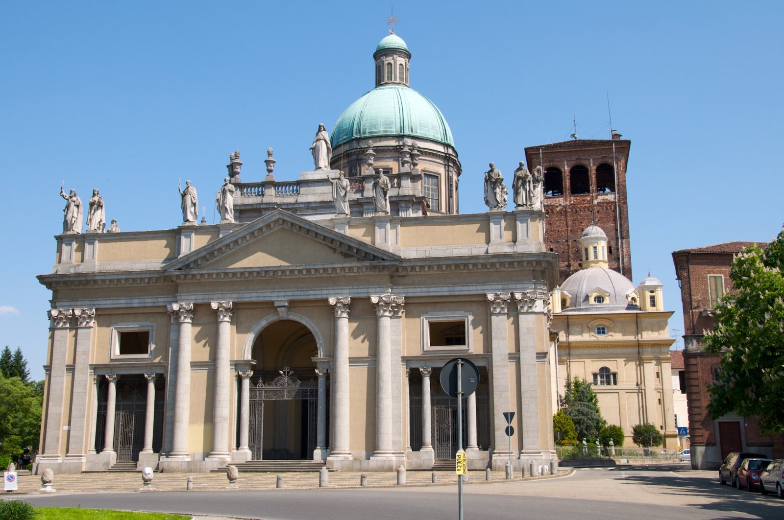 Cathedral of Saint Eusebius - Vercelli | Secret World Trip Planner