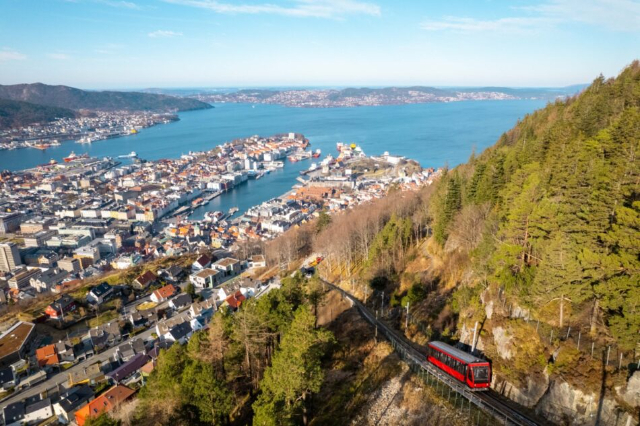 Die Fløyen-Seilbahn - Fløyen | Secret World Trip Planner