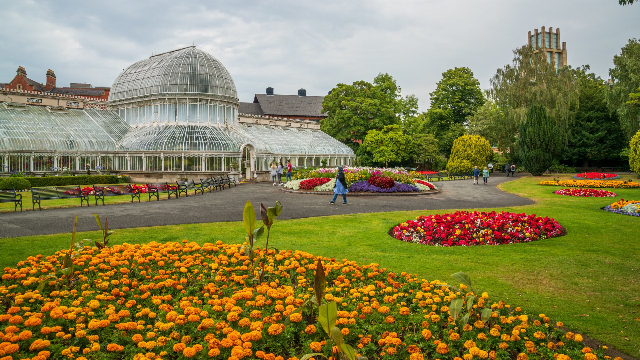 Botanic Gardens — Botanic Ave