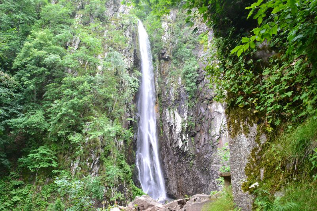 Livaditis-Wasserfall (Thrakien) - Unnamed Road | Secret World Trip Planner