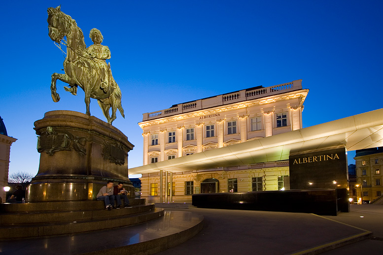 Albertina Museum and largest print rooms in the word - Wien | Secret World Trip Planner