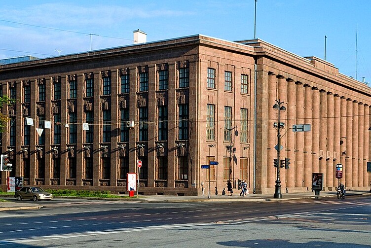 ST Peterburg : German Embassy Building - Sankt-Peterburg | Secret World Trip Planner