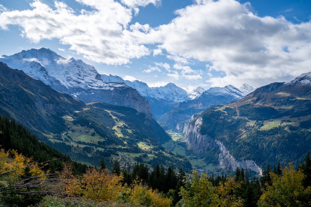 Die Jungfrau, einer der schönsten Orte der Erde - Interlaken | Secret World Trip Planner