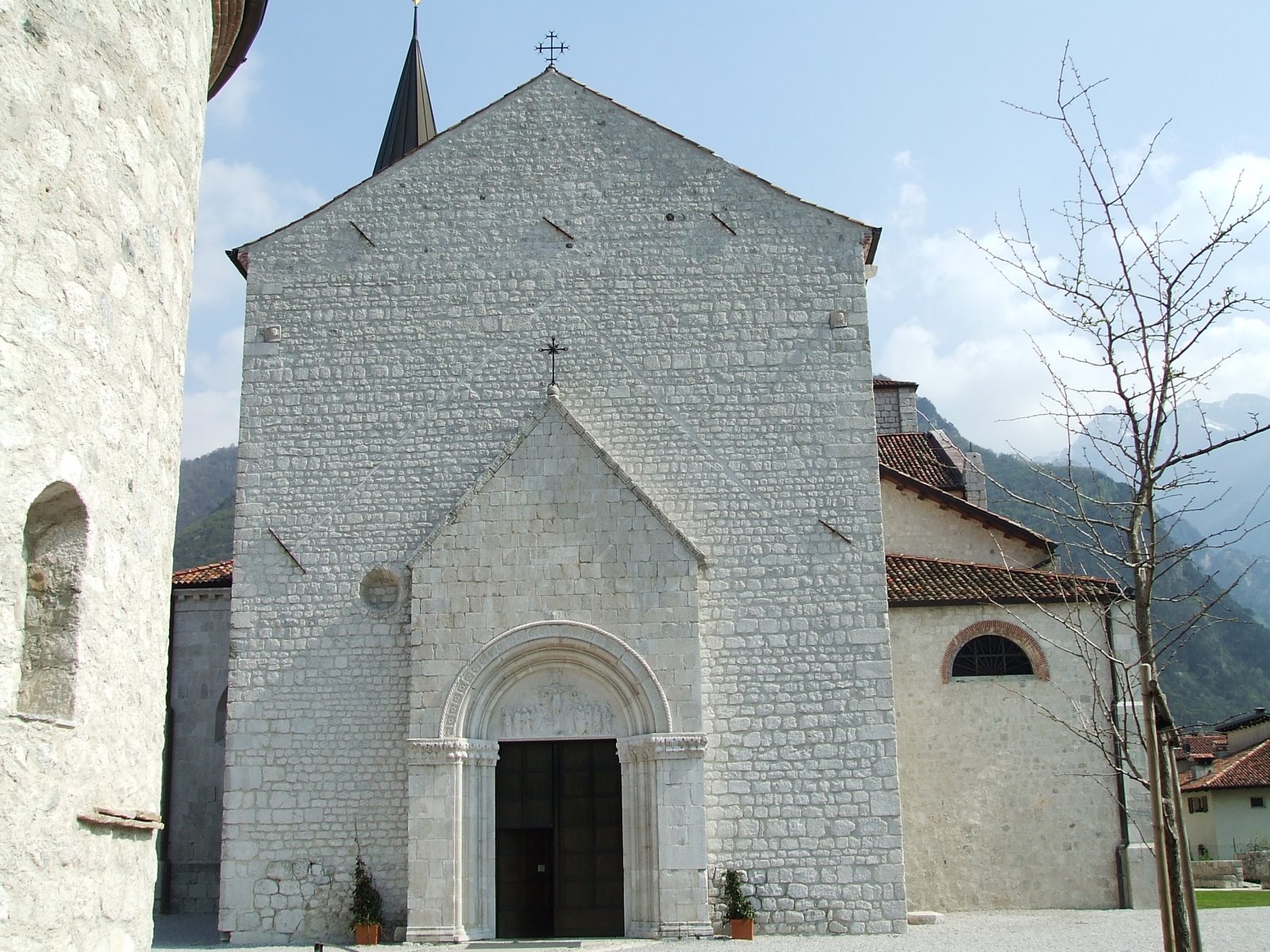 Cathedral of Venzone - Venzone | Secret World Trip Planner
