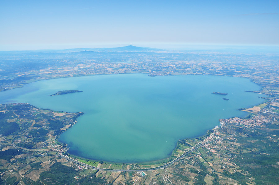 Trasimenské jezero - Lago Trasimeno | Secret World Trip Planner