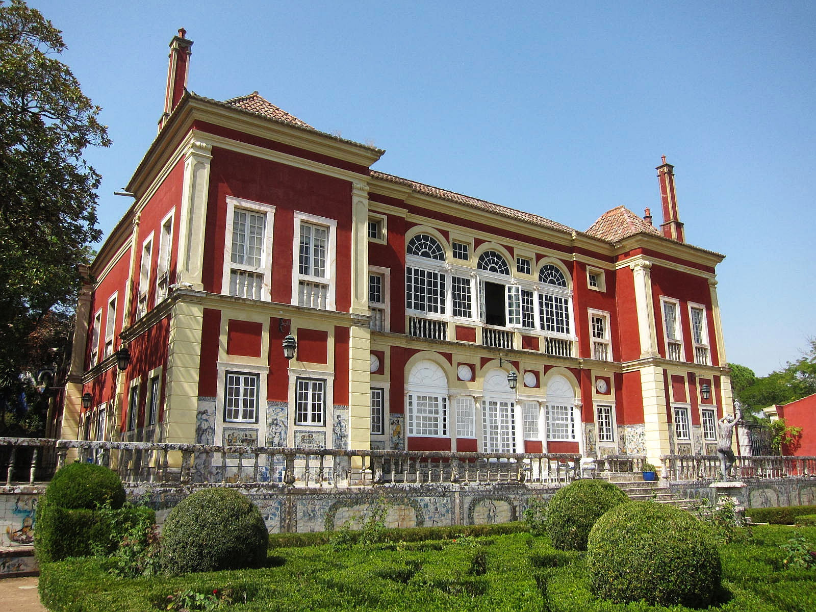 Lissabon | Grenze zum Palast - Lisboa | Secret World Trip Planner