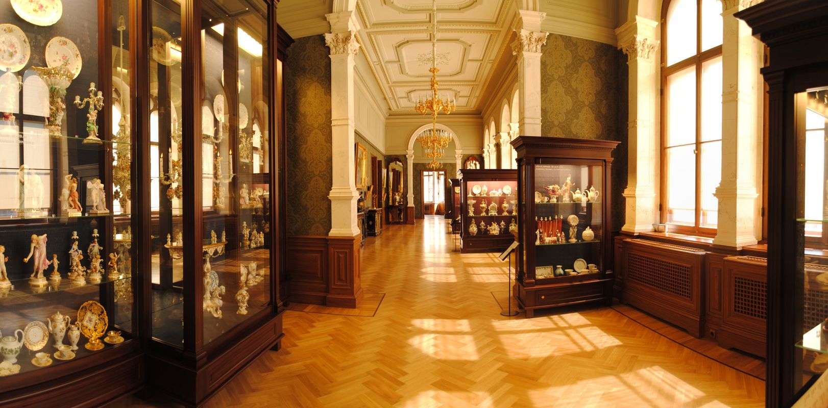 ხელოვნების მუზეუმი RIGA BOURSE - R?ga | Secret World Trip Planner