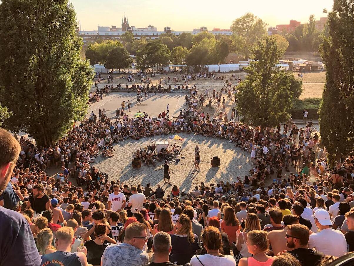 Nedjeljom u Mauerparku - Berlin | Secret World Trip Planner