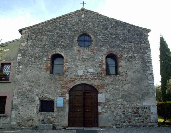 Chiesa di San Pietro in Mavino - Sirmione | Secret World Trip Planner