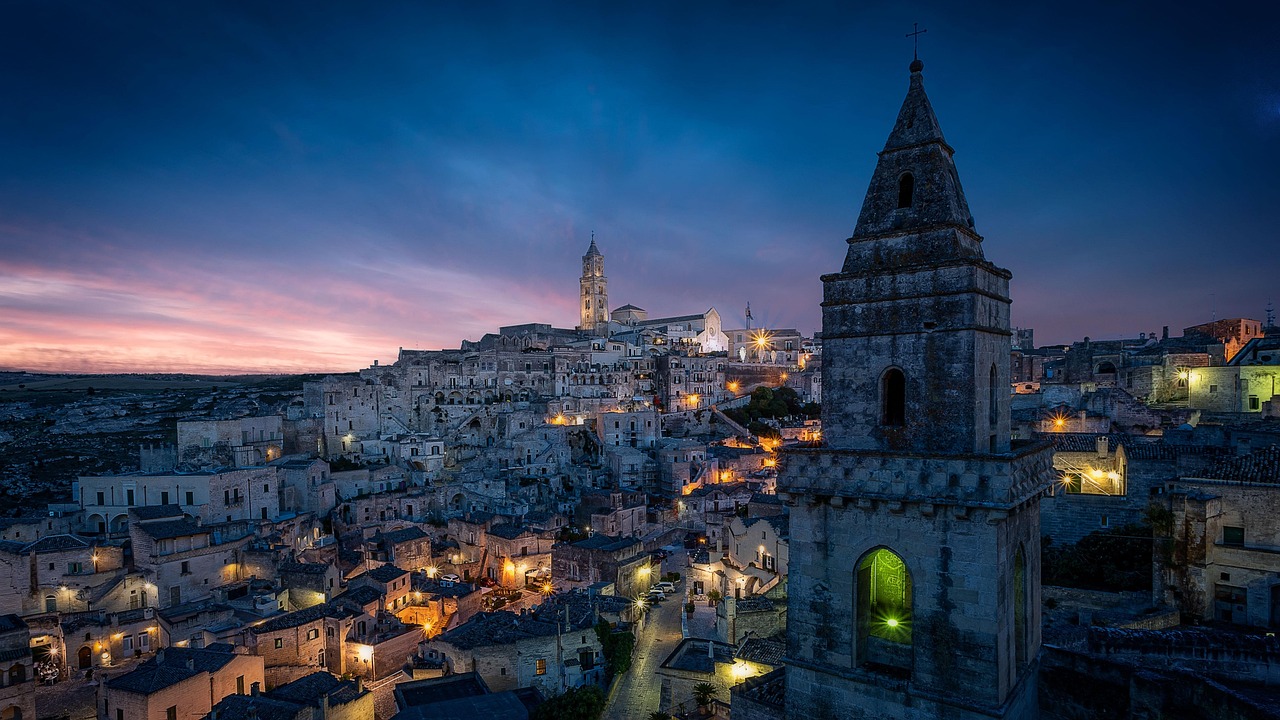 मटेरा / मूल पाप का तहखाना - Matera | Secret World Trip Planner