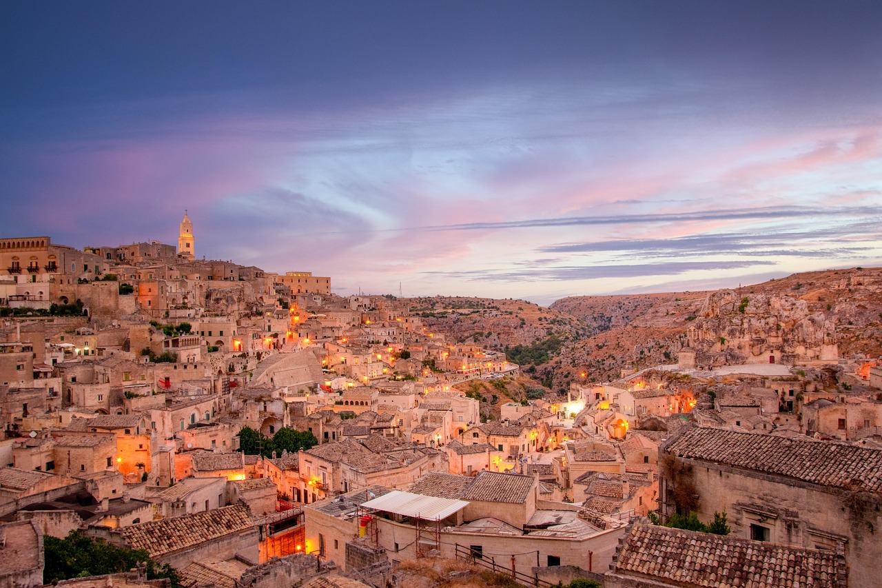 मटेरा / मूल पाप का तहखाना - Matera | Secret World Trip Planner