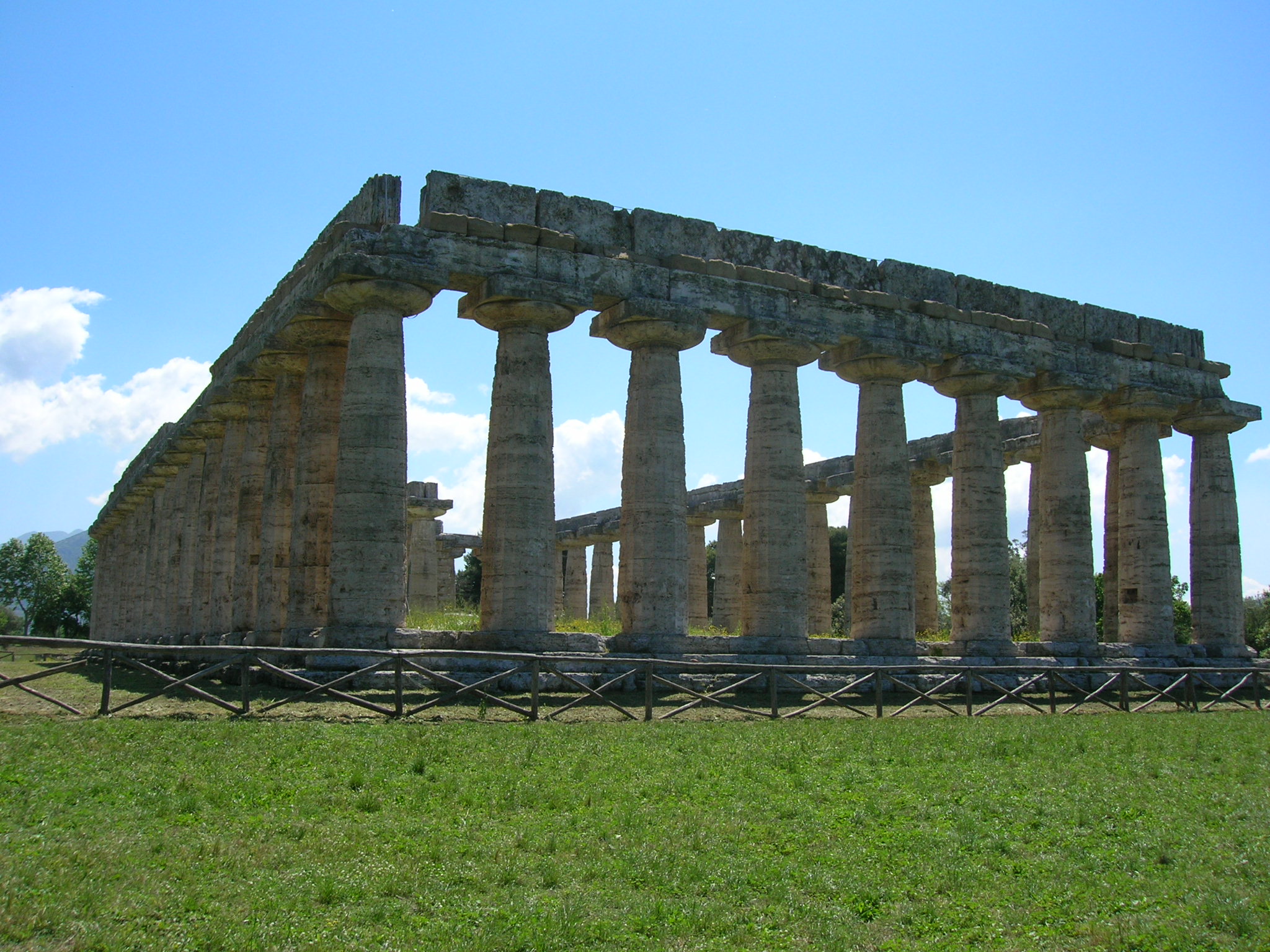 Paestum | Neptun-Tempel - Capaccio Paestum | Secret World Trip Planner