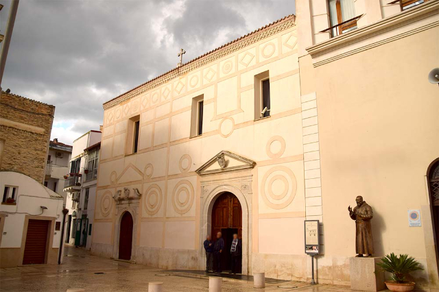 Kirche St. Antonius (des Klosters) - Pisticci | Secret World Trip Planner
