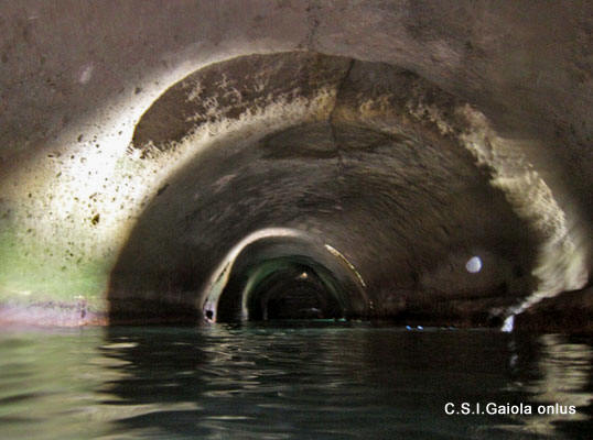 ગ્રોટા ડેલ લેઝારેટો - Napoli | Secret World Trip Planner