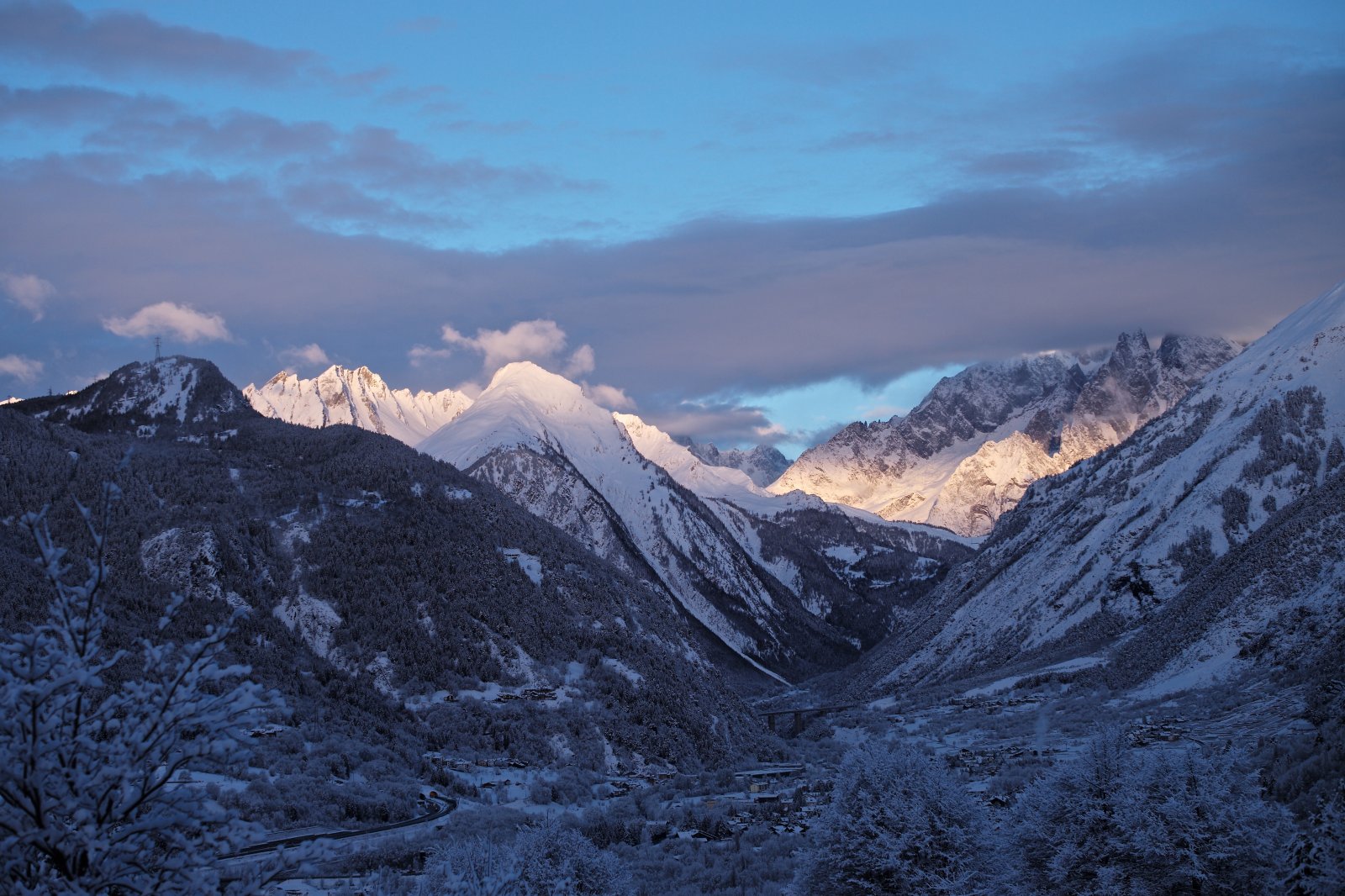 Courmayeur: a charming mountaineering village - Courmayeur | Secret World Trip Planner
