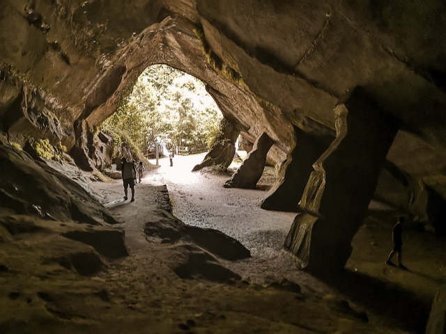 Grotte del Caglieron - Via Grotte del Caglieron | Secret World Trip Planner