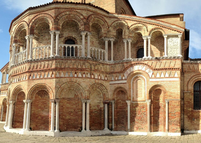 Basilica dei Santi Maria e Donato - Venezia | Secret World Trip Planner