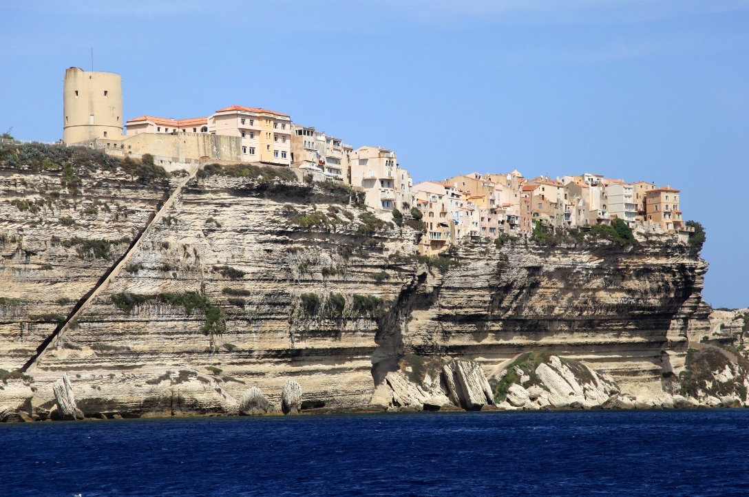 The Staircase of The King of Aragon - Bonifacio | Secret World Trip Planner