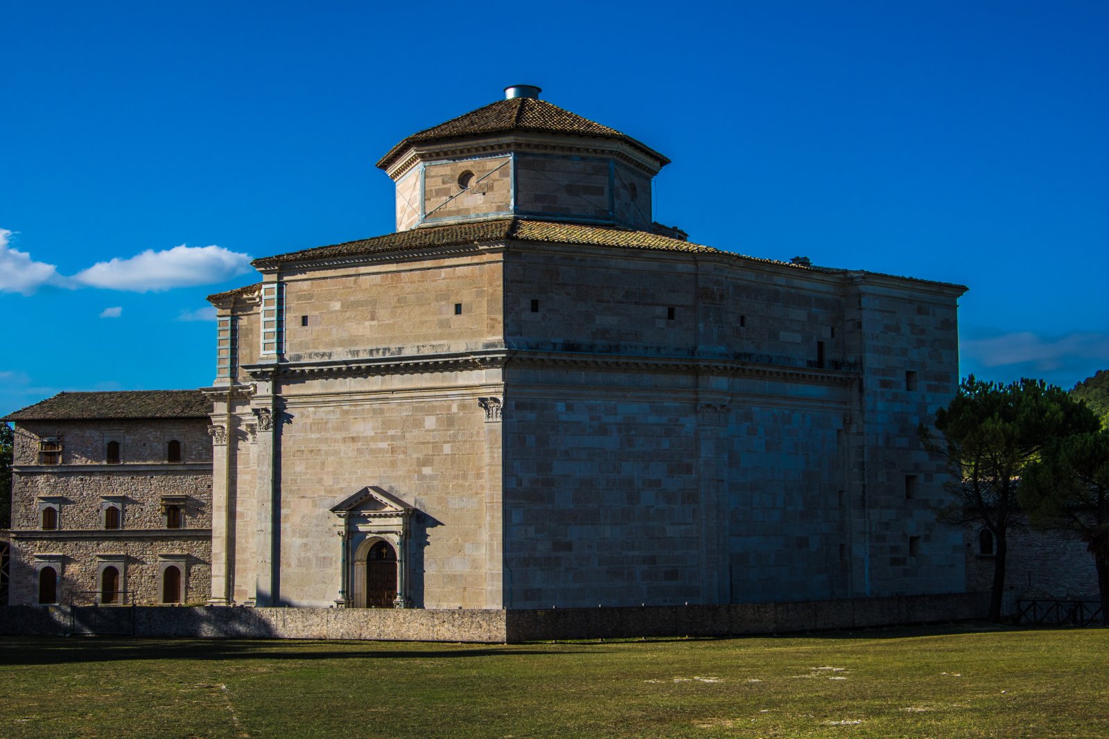 Santuario di Macereto - Macereto | Secret World Trip Planner