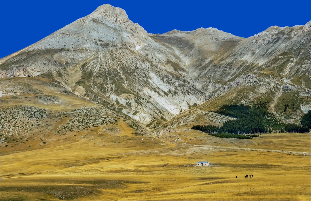 Mali Tibet Abruzza - Campo Imperatore | Secret World Trip Planner