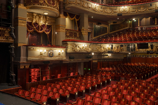 Theatre Royal Drury Lane - Catherine St | Secret World Trip Planner