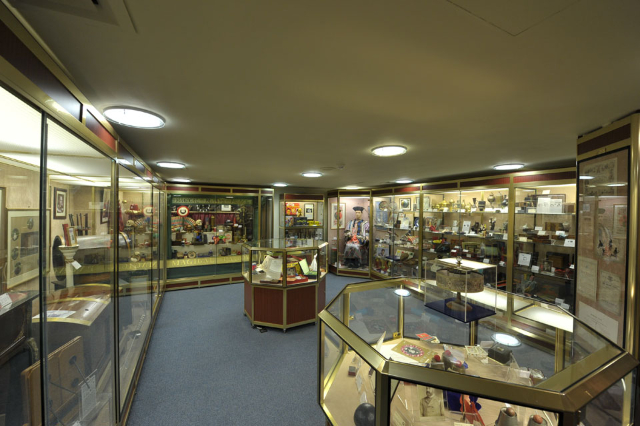 Zauberkreis-Museum - 12 Stephenson Way | Secret World Trip Planner