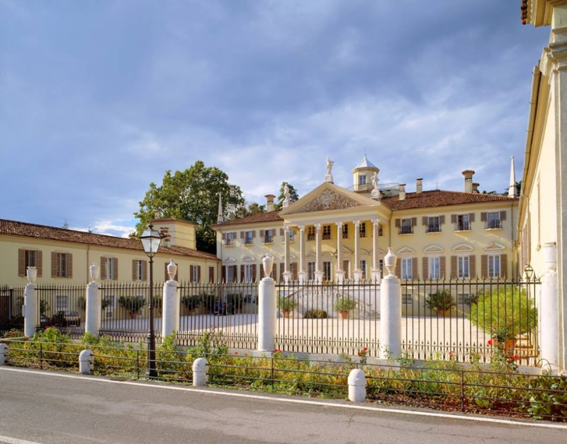 Fashion and Costume Museum - Ciliverghe di Mazzano | Secret World Trip Planner