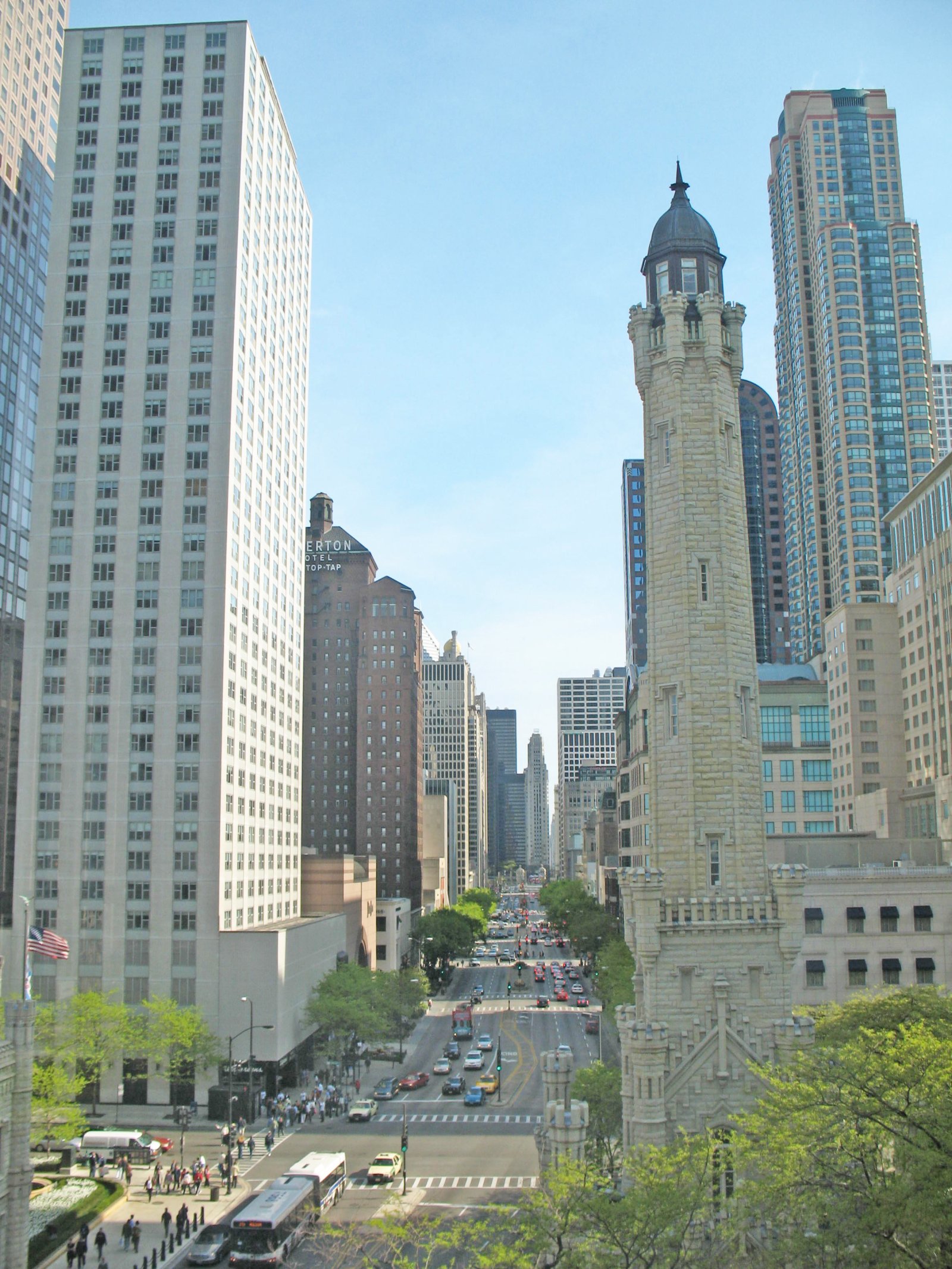 Die Prachtvolle Meile ist ein Mekka für Touristen - Chicago | Secret World Trip Planner