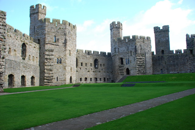 Caernarfon Castle:a stunning medieval fort in Wales - Castle Ditch | Secret World Trip Planner