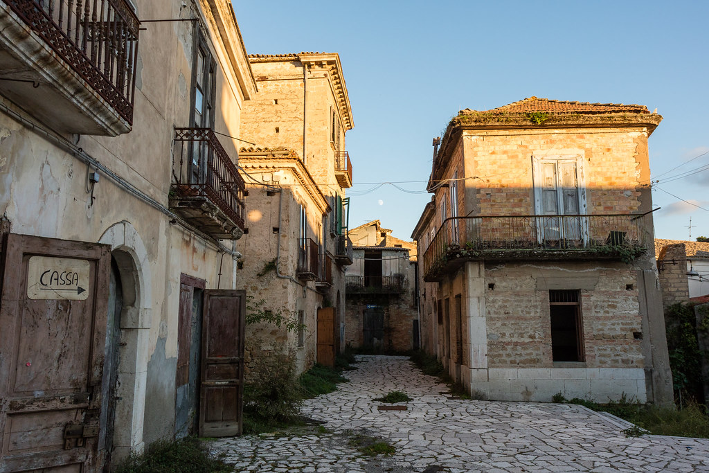 Apex the Ghost Town — Apice Vecchio