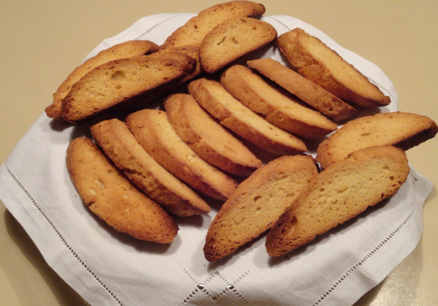 The Lake and the Cookie - Genova | Secret World Trip Planner