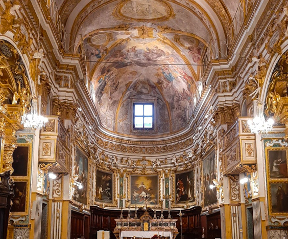 Kyrkan Santa Lucia - Serra San Quirico | Secret World Trip Planner