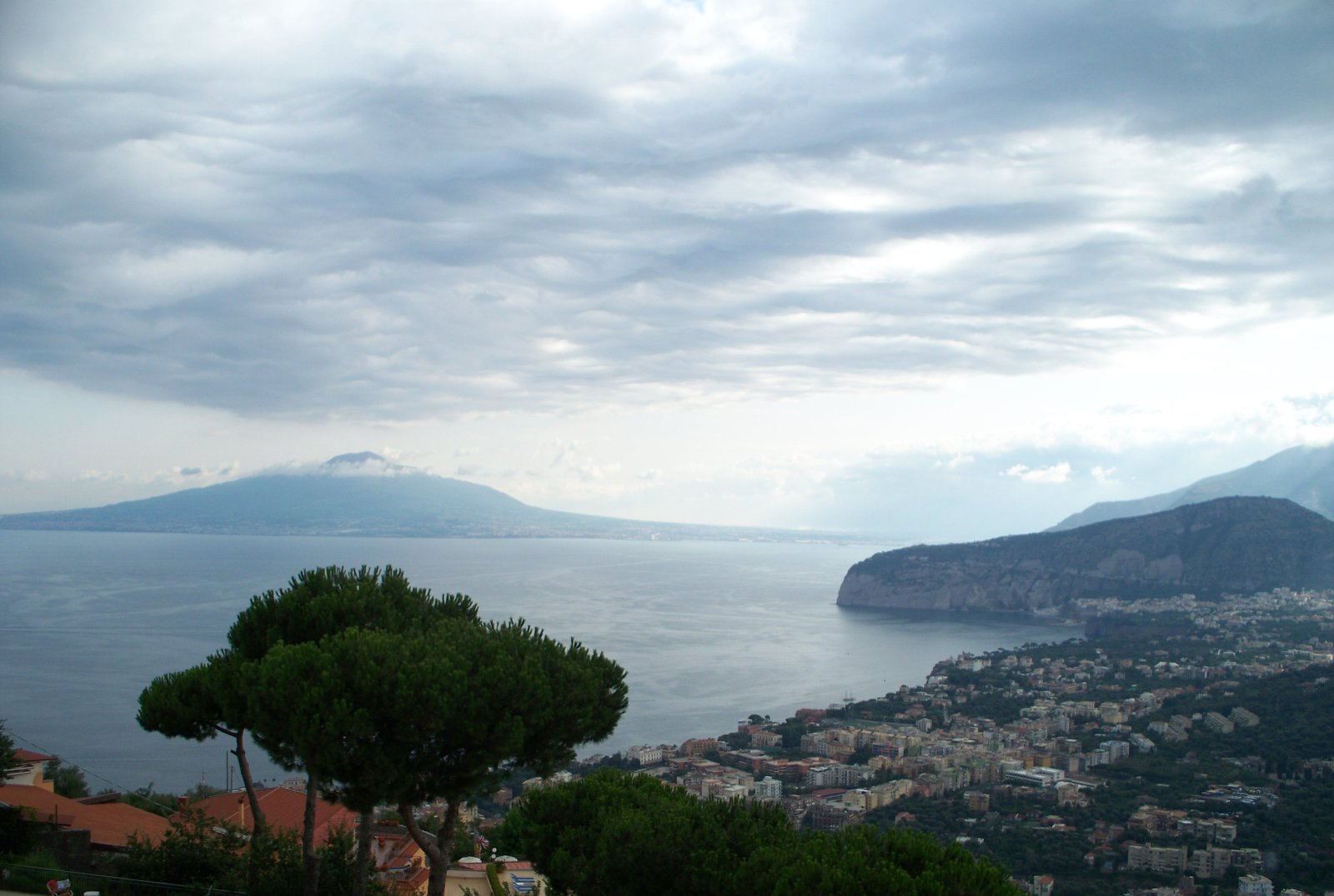 Sorrento eta Napoliko Badiaren - Sorrento | Secret World Trip Planner