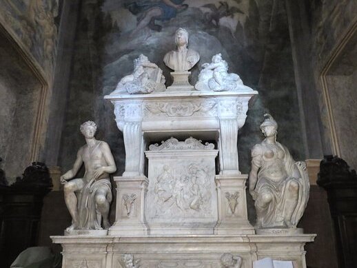 ന്യാപല്സ് / Tomb of Jacopo Sannazzaro - Napoli | Secret World Trip Planner