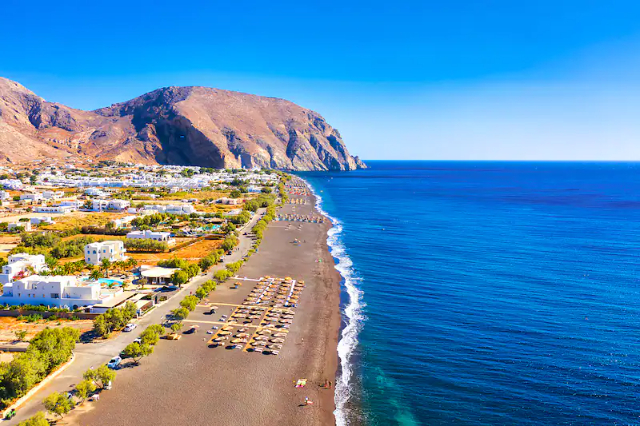 Paralia Perissa: A Volcanic Masterpiece in Black Sand on Santorini - Paralia Perissa | Secret World Trip Planner
