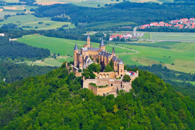 Hohenzollern castle - Burg Hohenzollern | Secret World Trip Planner