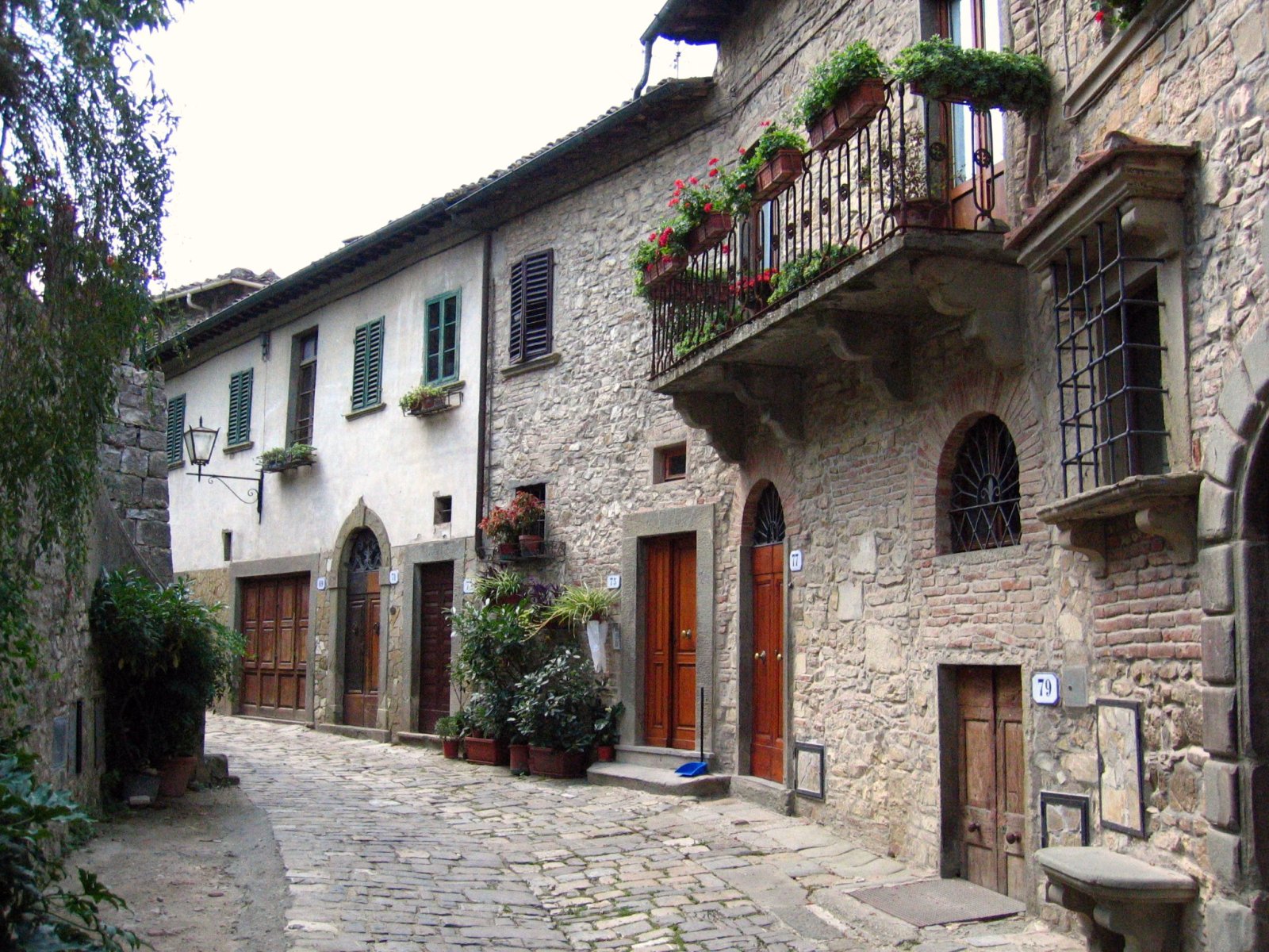 Торре Алфина тосгон - Torre Alfina | Secret World Trip Planner
