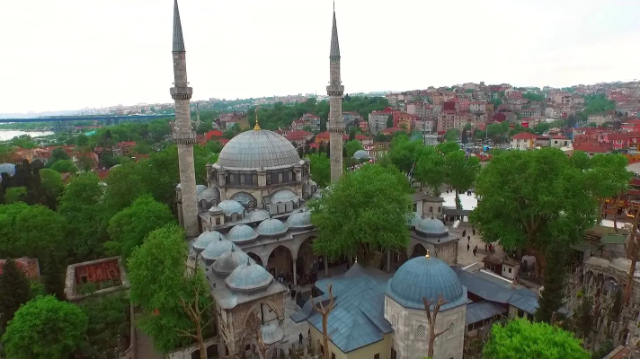 Die Moschee von Eyup Sultan - Eyüp Merkez | Secret World Trip Planner