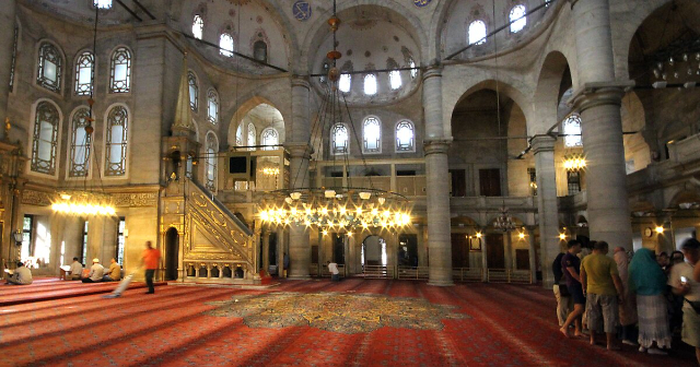 Die Moschee von Eyup Sultan - Eyüp Merkez | Secret World Trip Planner