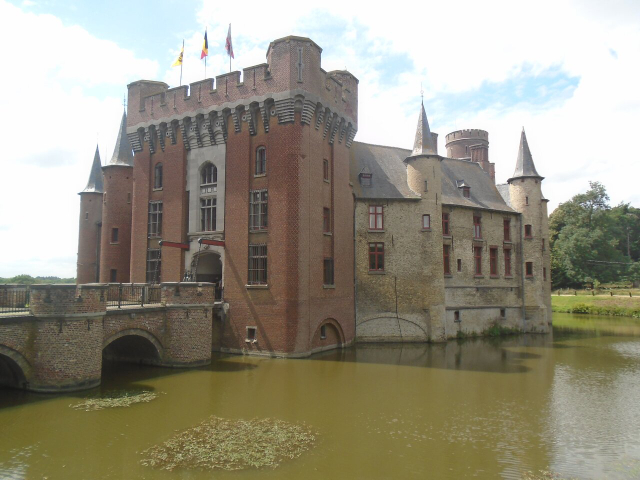 Schloss Wijnendale - Torhout | Secret World Trip Planner