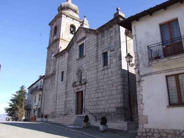 Rionero Sannitico: Kirche des Apostels San Bartolomeo - Rionero Sannitico | Secret World Trip Planner