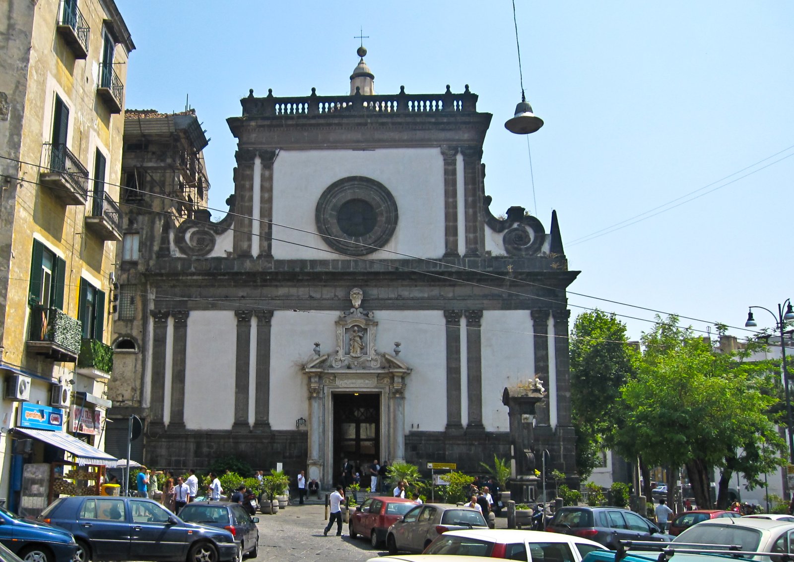 ਚਰਚ ਦੇ ਸੰਤਾ Caterina ਵਿਚ Formiello - Napoli | Secret World Trip Planner