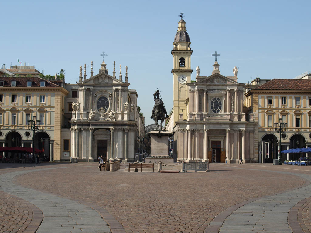 Trg San Carlo - Torino | Secret World Trip Planner