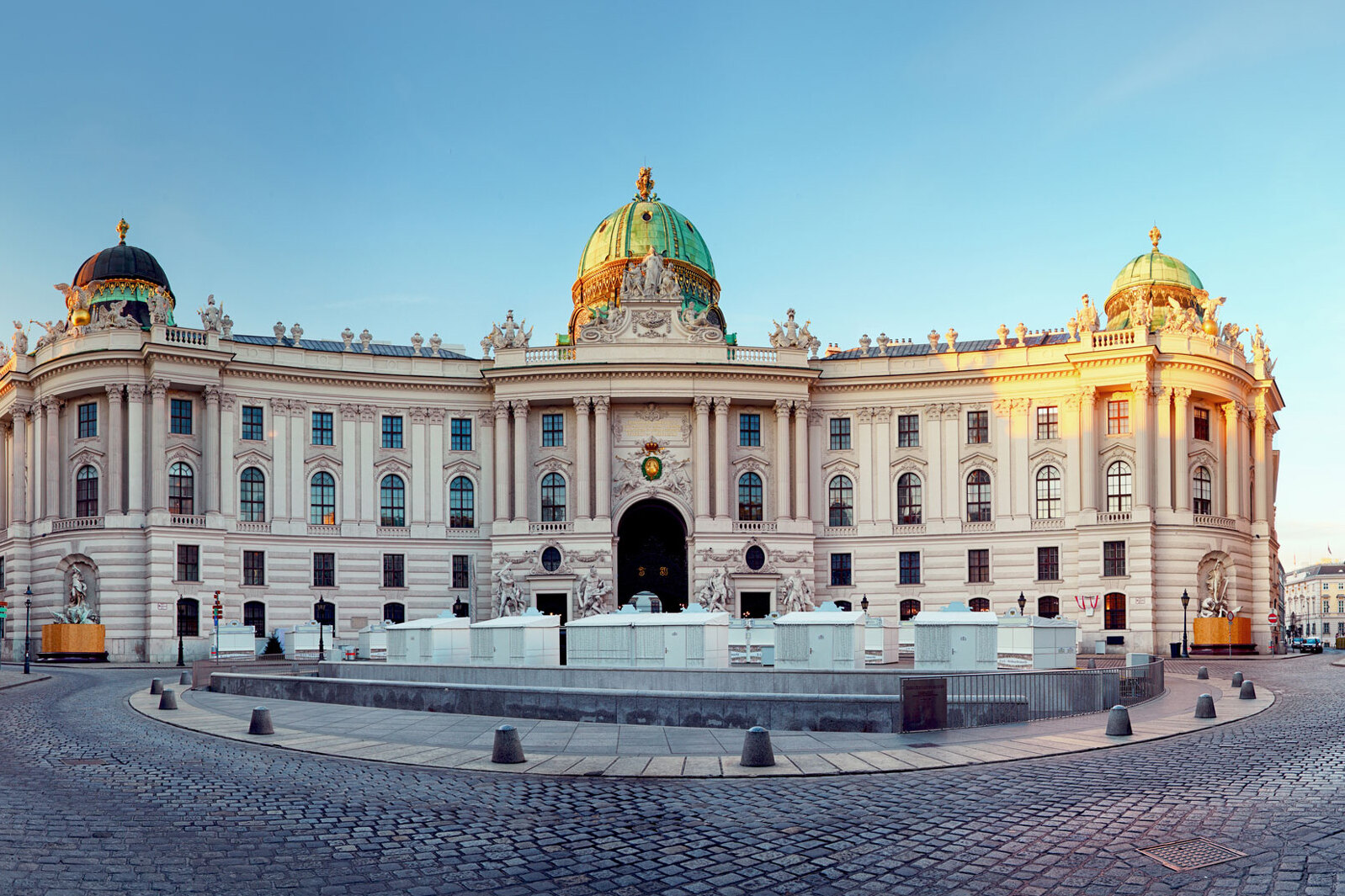 Wien: The Imperial Palace - Wien | Secret World Trip Planner