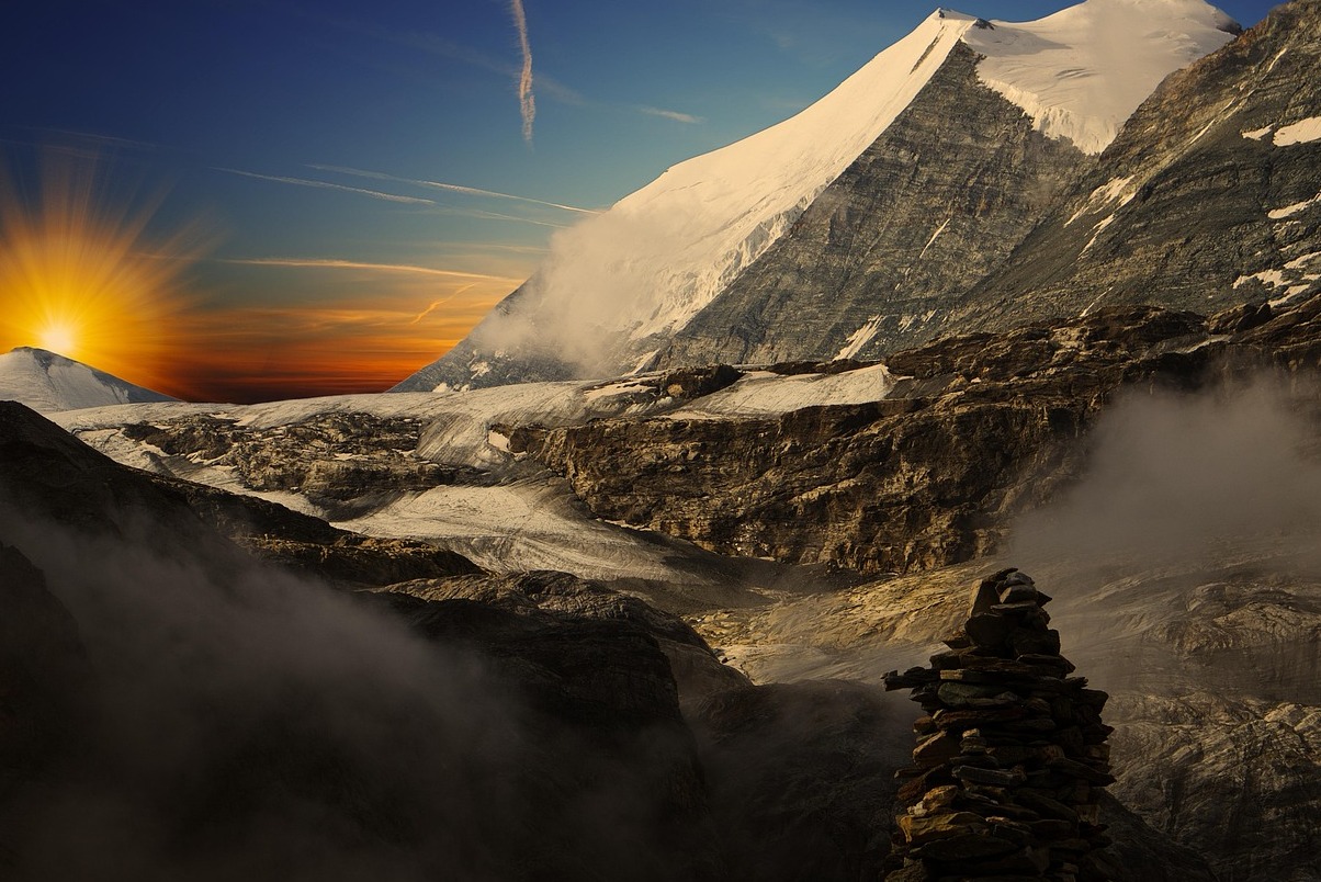 Mount Weisshorn: 4506 meters of majesty and elegance - Randa | Secret World Trip Planner