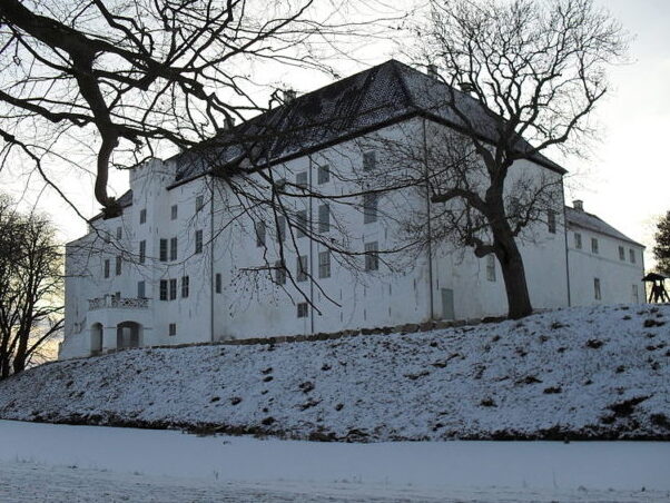 Slot Dragsholm: Einer der gespenstischsten Orte der Welt.   — Hørve